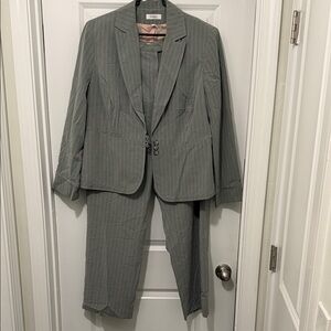 Larry Levine Gray and Pink Striped Dress